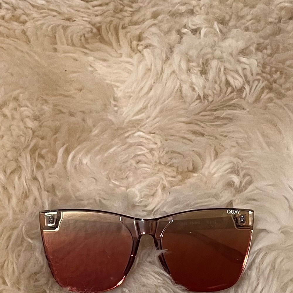 Quay cat eye sunglasses. Brand new.